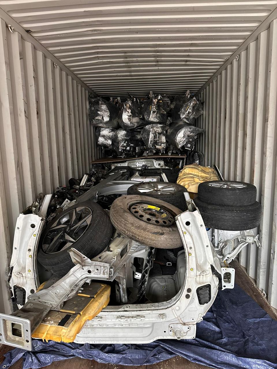 Загрузка контейнера